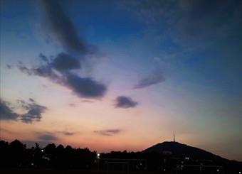 优秀员工作品——《芳草地·华园》张学玟